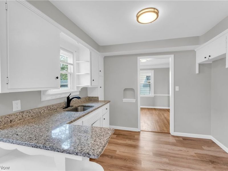 16705 Glendale Avenue, Cleveland, OH 44128 Photo 14