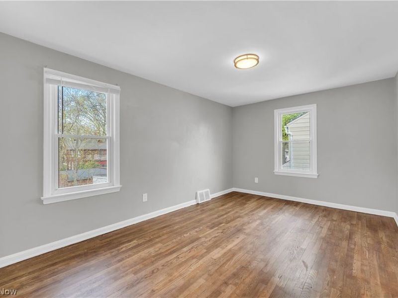 16705 Glendale Avenue, Cleveland, OH 44128 Photo 20