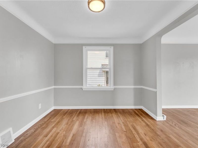 16705 Glendale Avenue, Cleveland, OH 44128 Photo 7