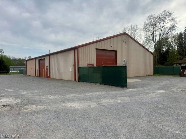 383 Forest Avenue , North Lima, OH 44452