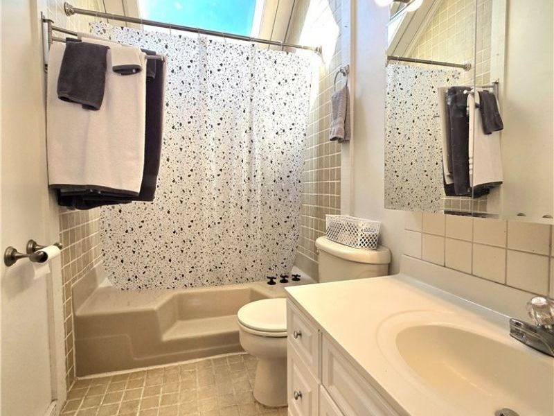 1579 Treetop Trail, Unit 27, Akron, OH 44313 Photo 4