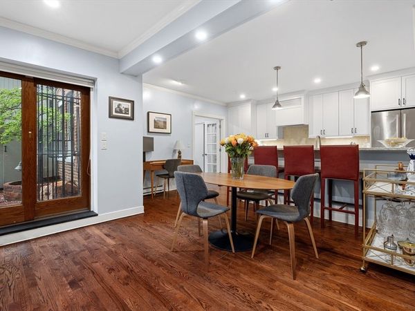 150 Chandler St, Unit 1, Boston, MA 02116