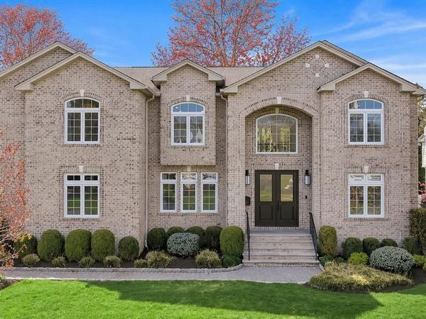 15 Eric Place, DEMAREST, NJ 07627