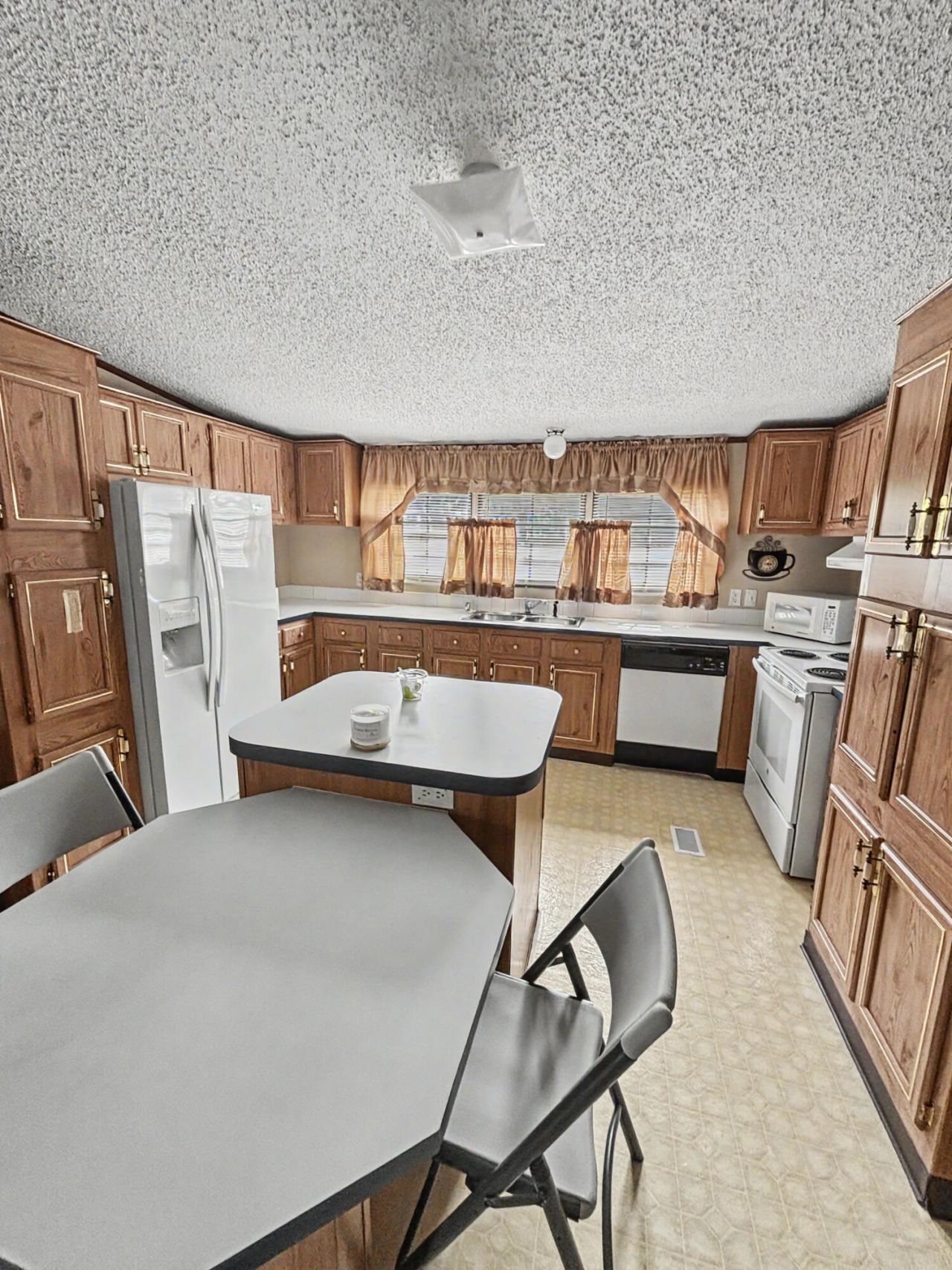 205 Rister Road Photo 5