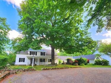84 Cross Road, Sharon, NH 03458