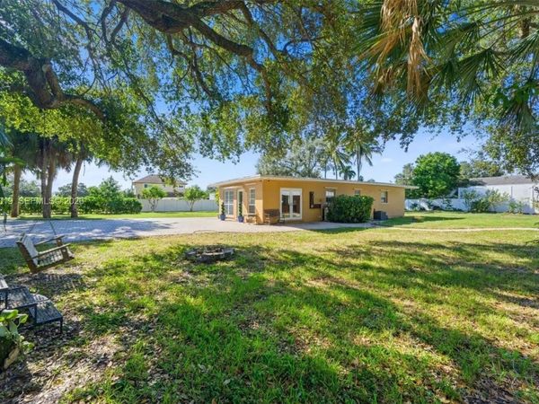 4001 SW 73rd Ave , Davie, FL 33314