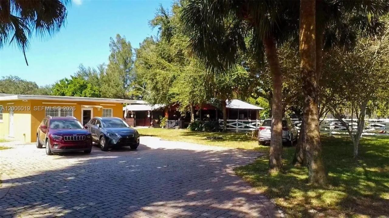 4001 SW 73rd Ave , Davie, FL 33314 Photo