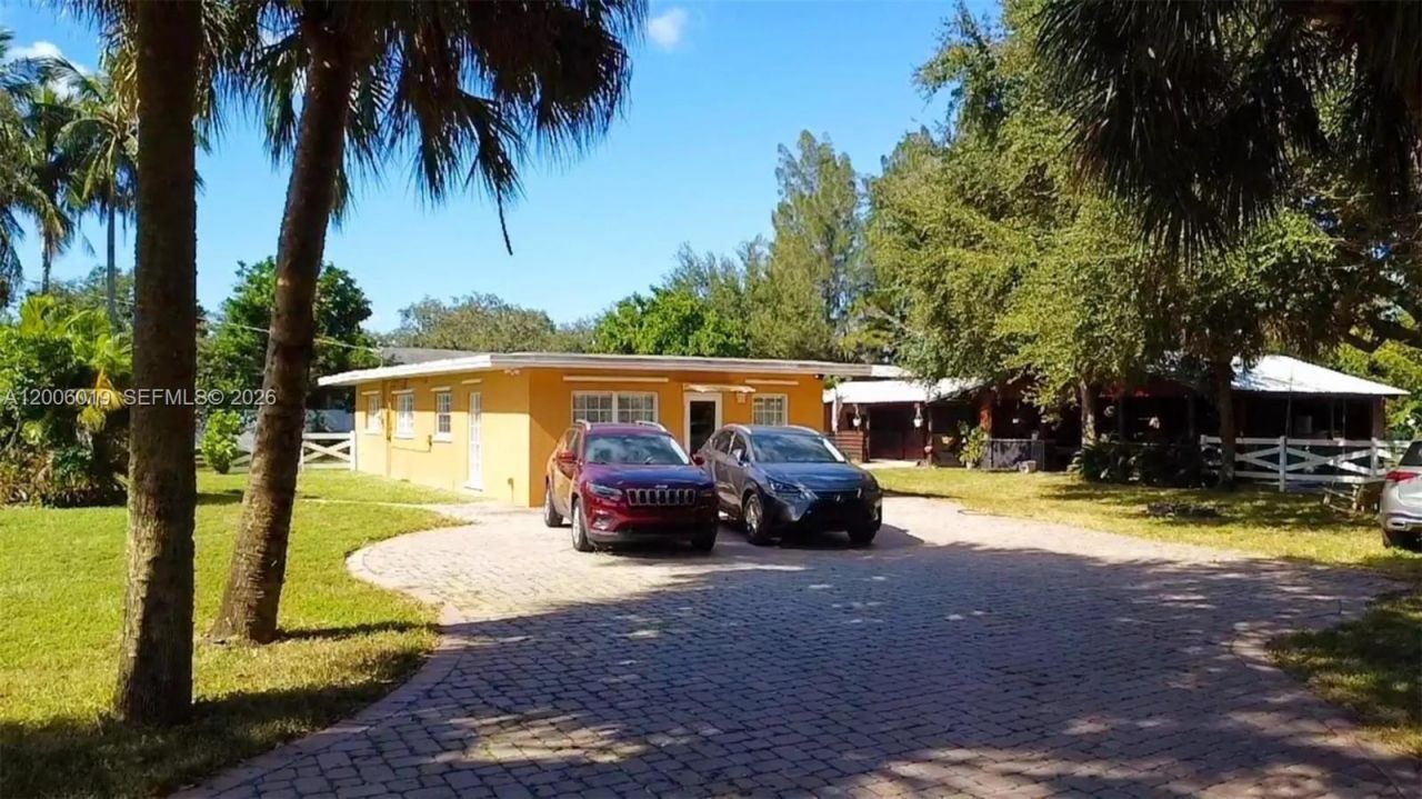 4001 SW 73rd Ave , Davie, FL 33314 Photo