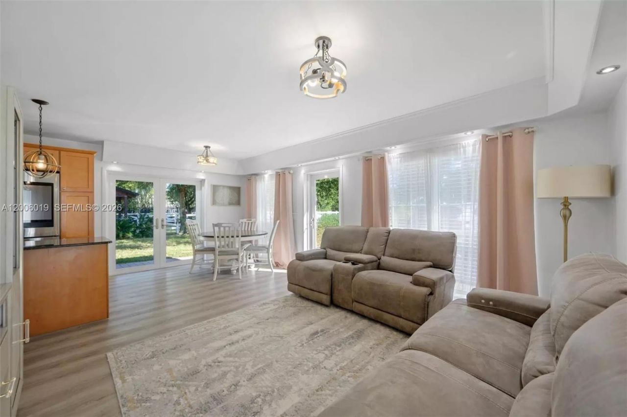 4001 SW 73rd Ave , Davie, FL 33314 Photo