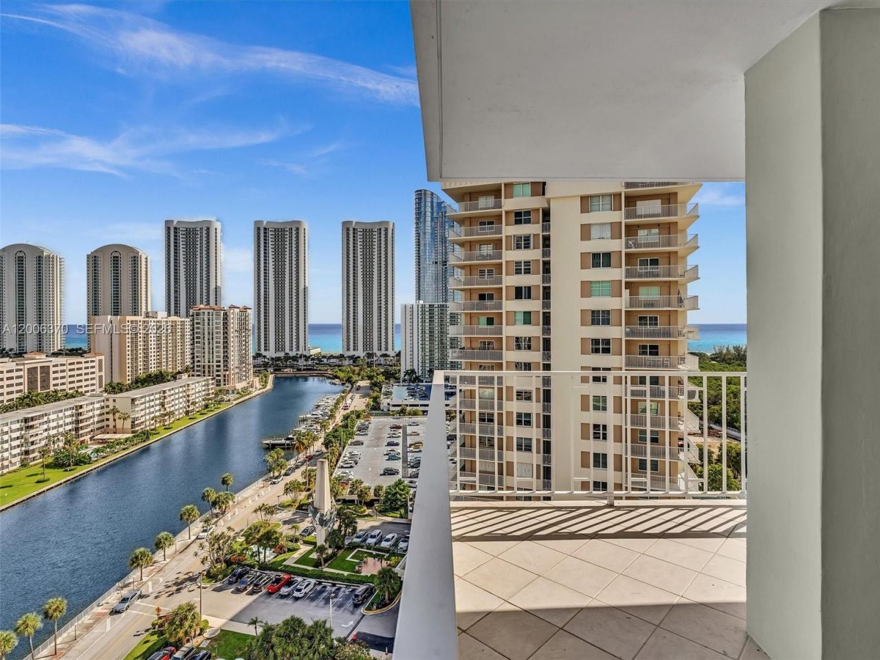 500 Bayview Dr , Unit 1731, Sunny Isles Beach, FL 33160 Photo