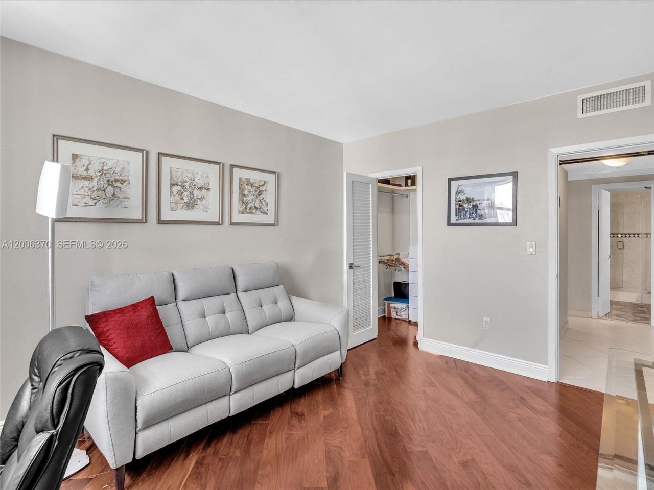 500 Bayview Dr , Unit 1731, Sunny Isles Beach, FL 33160 Photo