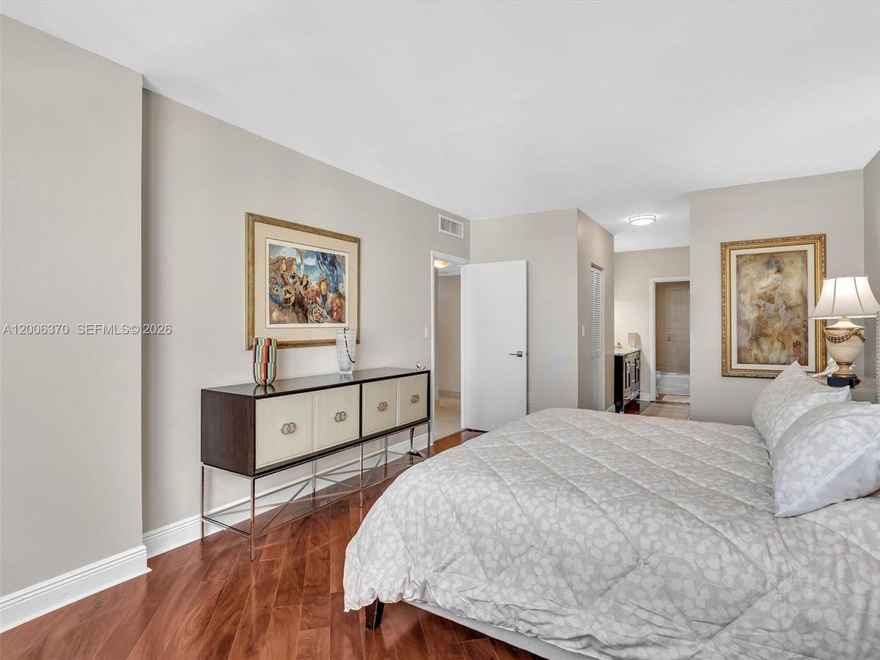 500 Bayview Dr , Unit 1731, Sunny Isles Beach, FL 33160 Photo