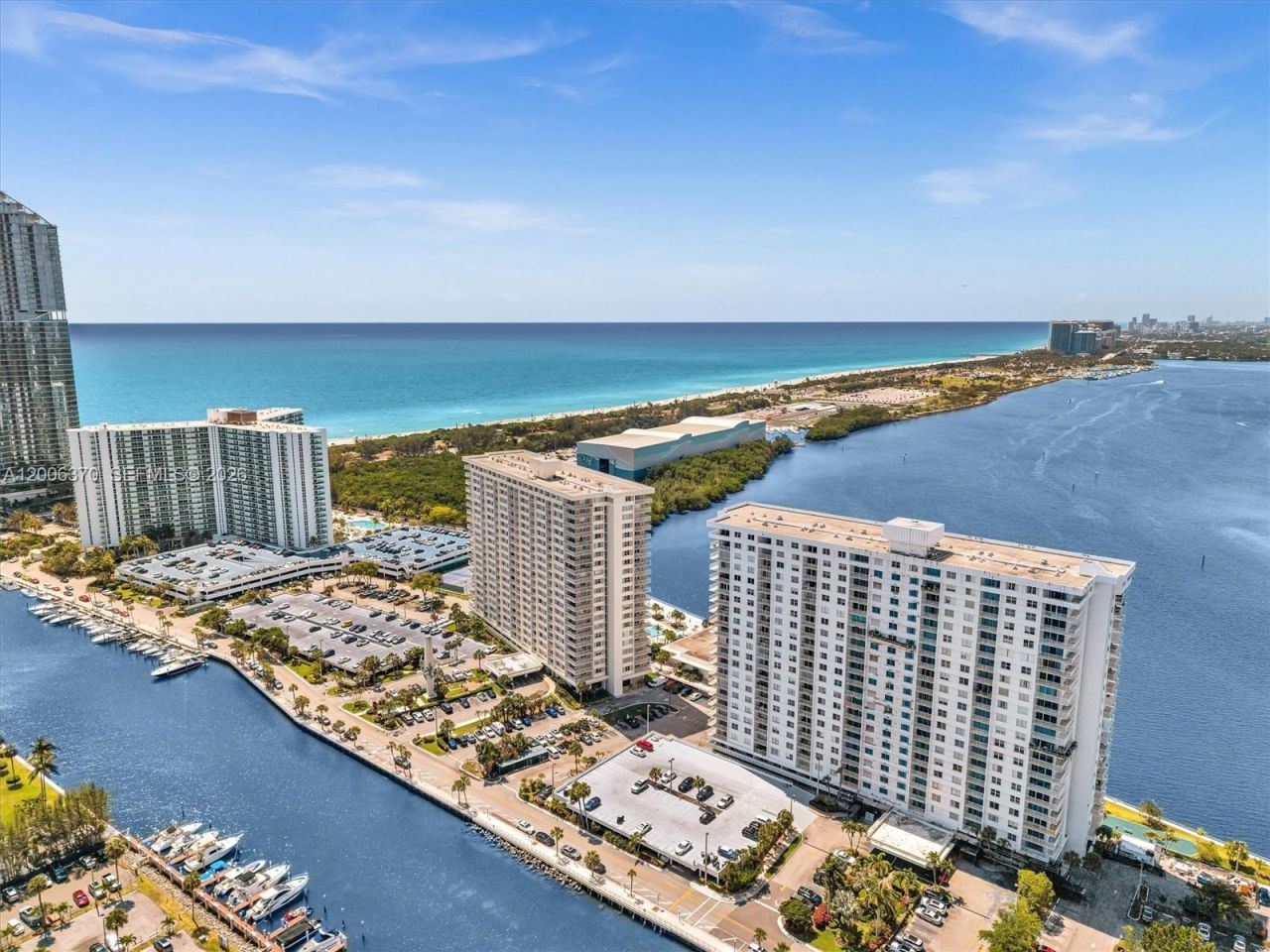 500 Bayview Dr , Unit 1731, Sunny Isles Beach, FL 33160 Photo
