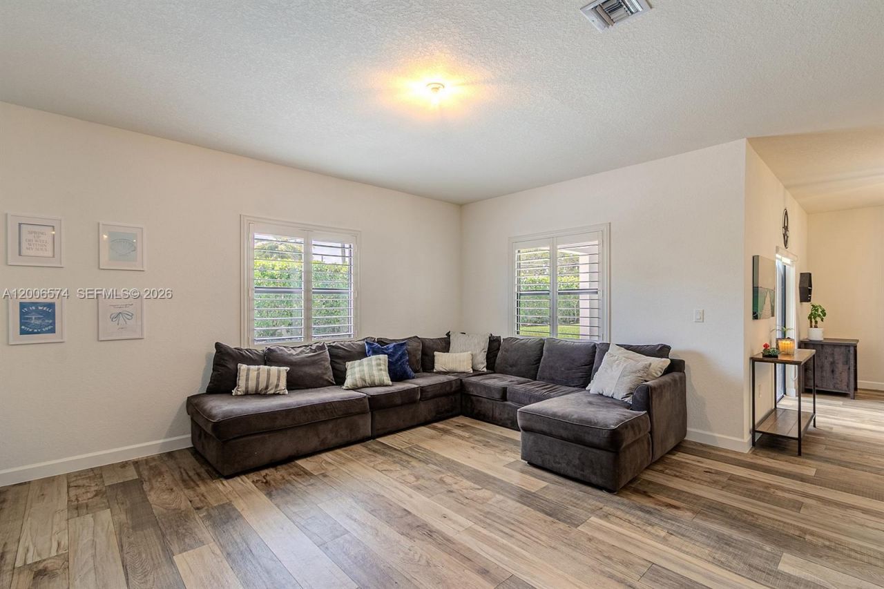 13680 SW 191st Ter , Miami, FL 33177 Photo