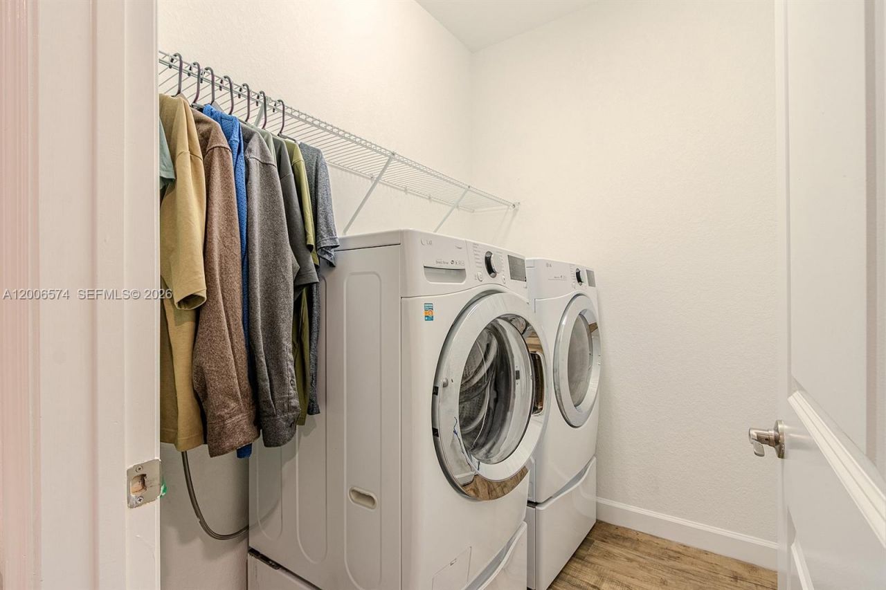 13680 SW 191st Ter , Miami, FL 33177 Photo