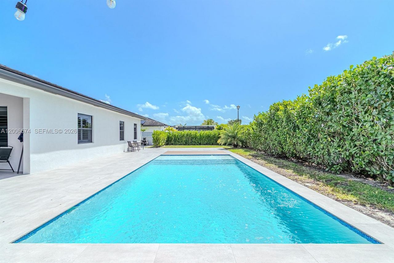 13680 SW 191st Ter , Miami, FL 33177 Photo