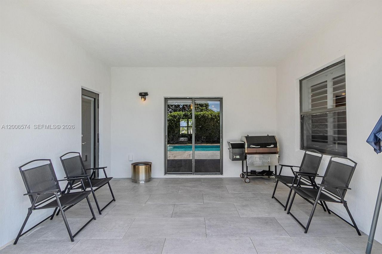 13680 SW 191st Ter , Miami, FL 33177 Photo