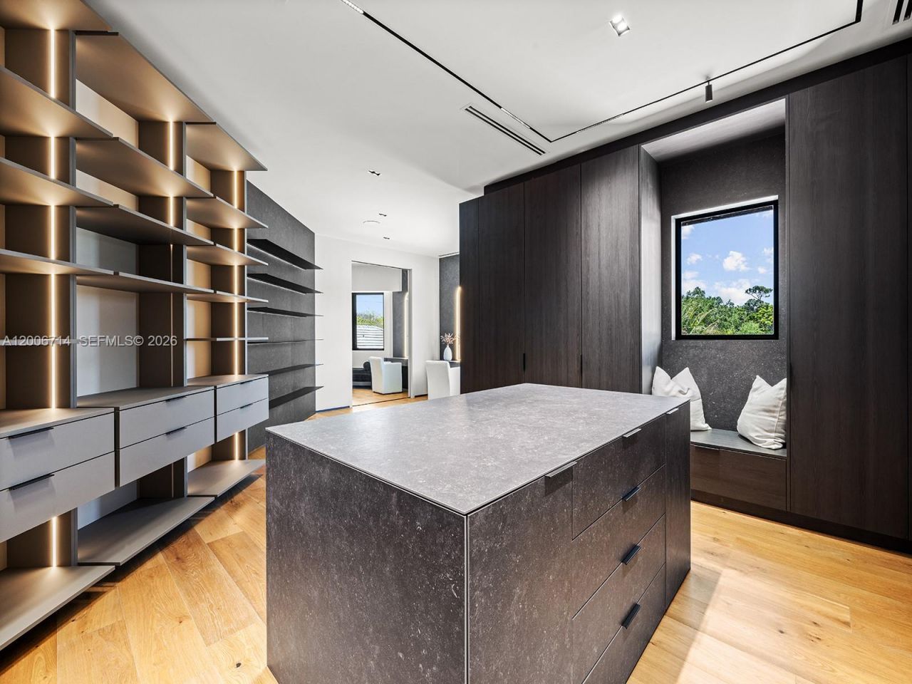 6690 SW 96th St, Pinecrest, FL 33156 Photo