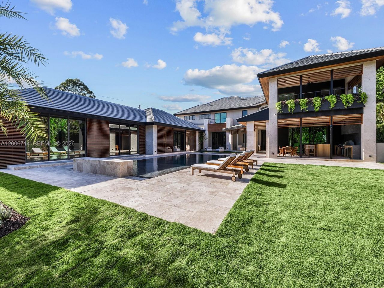 6690 SW 96th St, Pinecrest, FL 33156 Photo