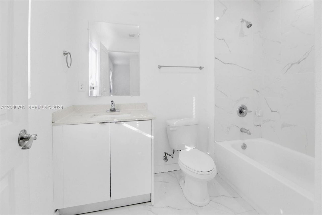 21226 SW 119th Ave , Unit 21226, Miami, FL 33177 Photo