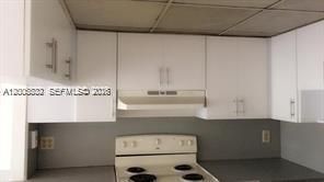 8290 Lake Dr , Unit 412, Doral, FL 33166 Photo
