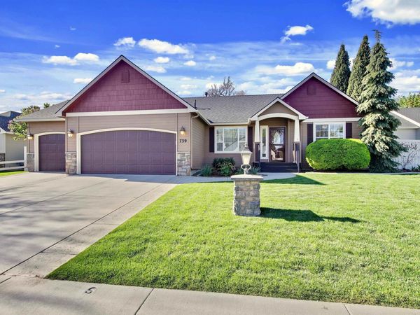 739 W Highland Ave, Nampa, ID 83686