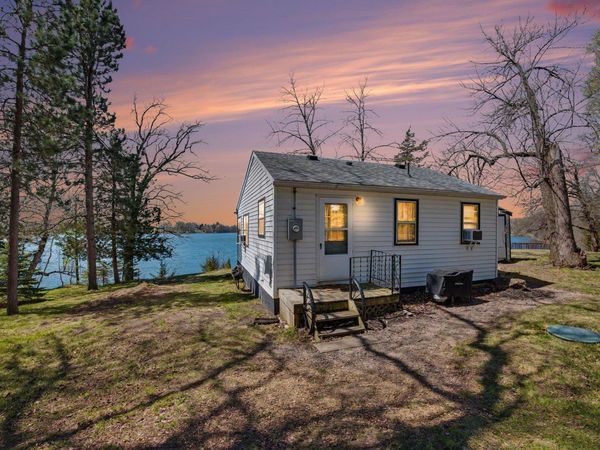 1362 Scenic Hideaway Lane NE, Elysian, MN 56028