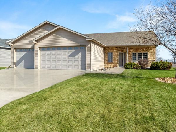 1206 6th Avenue NE, Dilworth, MN 56529