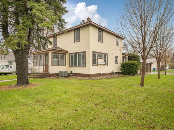 35 1st Avenue NE, Saint Joseph, MN 56374
