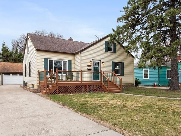1250 5th Street N, Fargo, ND 58102