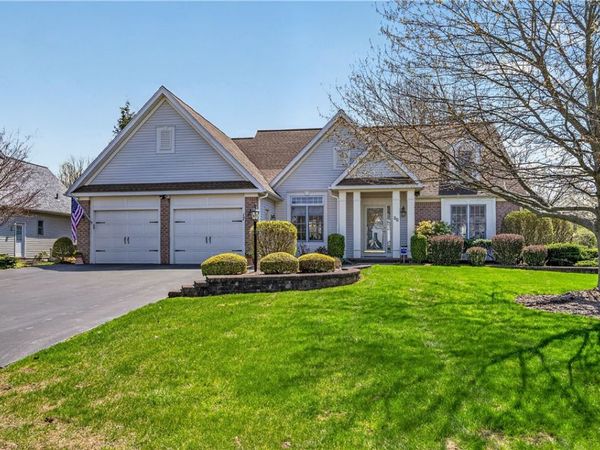 17 Sanibel Dr Drive , Fairport, NY 14450