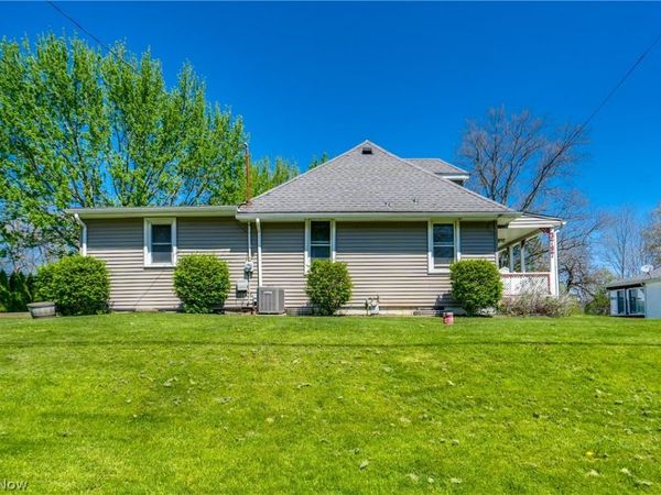 3797 Harper Avenue , Barberton, OH 44203