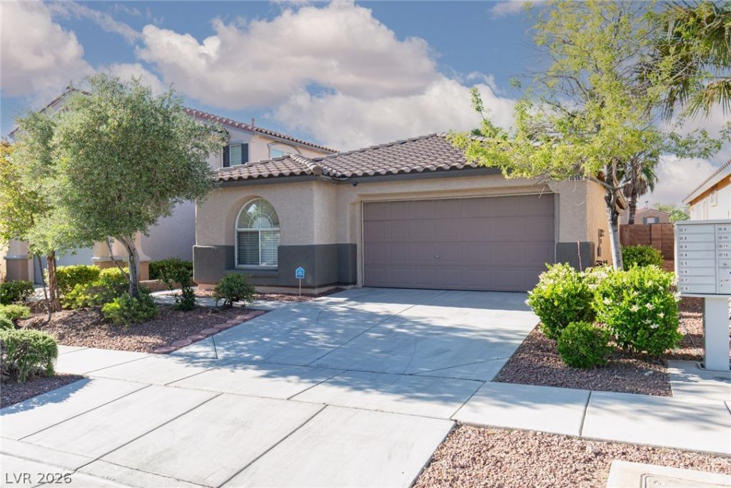 10667 April Rose Court, Las Vegas, NV 89135 Main Photo