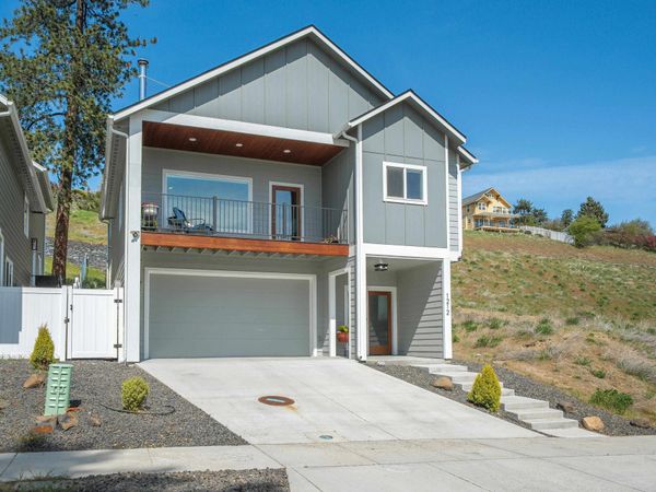 1212 W CORA Ave, Spokane, WA 99205