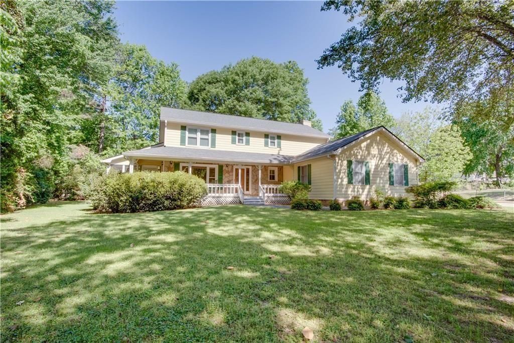 2123 Pinehurst Lane, Snellville, GA 30078 Main Photo