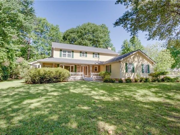 2123 Pinehurst Lane, Snellville, GA 30078