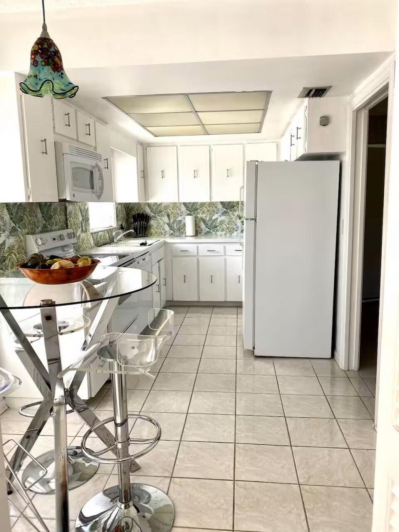 6 Lucerne Avenue, Unit 3, Lake Worth Beach, FL 33460 Photo