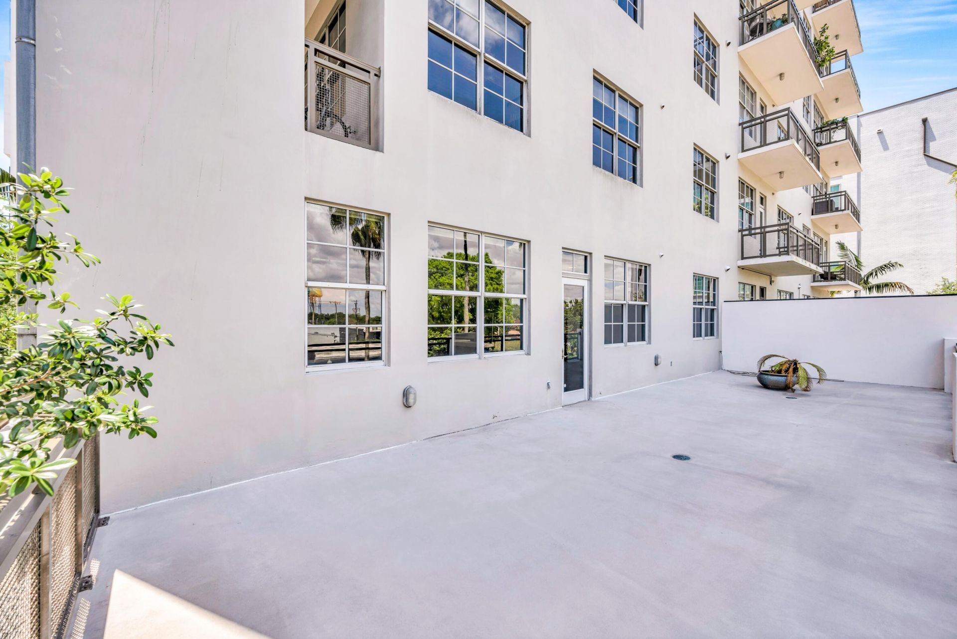 411 NW 1st Avenue, Unit 202, Fort Lauderdale, FL 33301 Photo