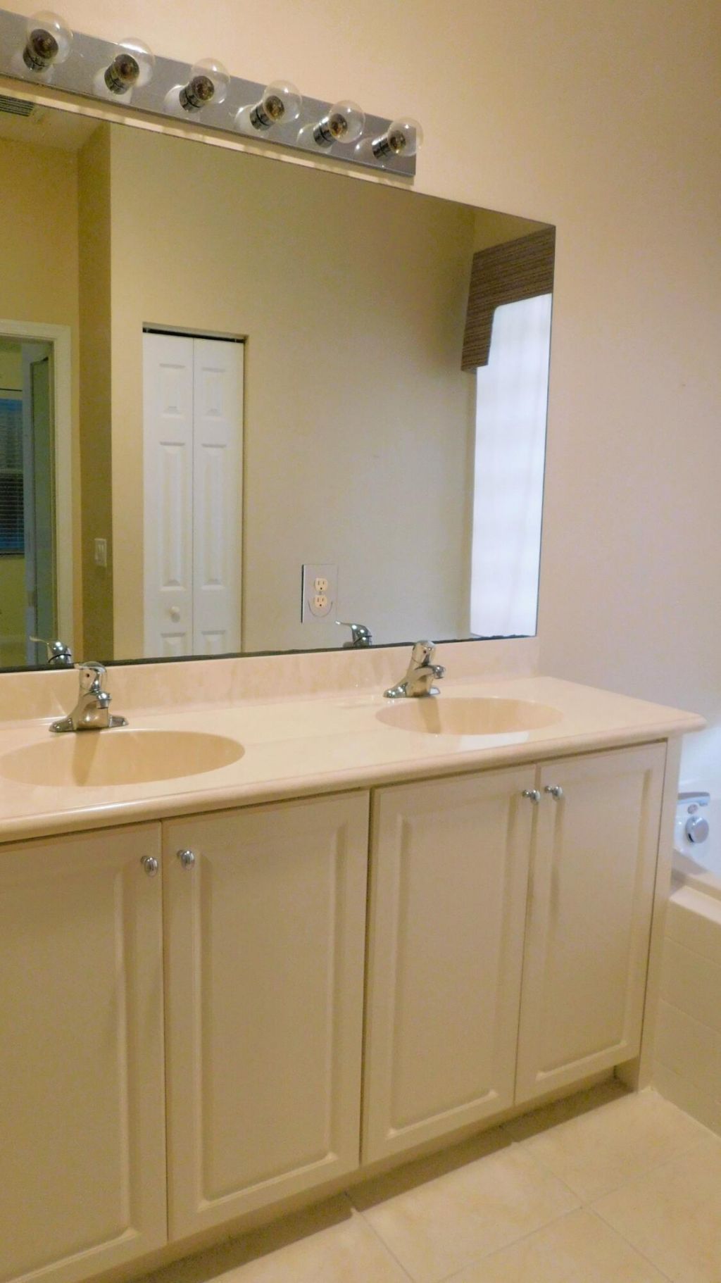 810 NW Rutherford Court, Port Saint Lucie, FL 34983 Photo