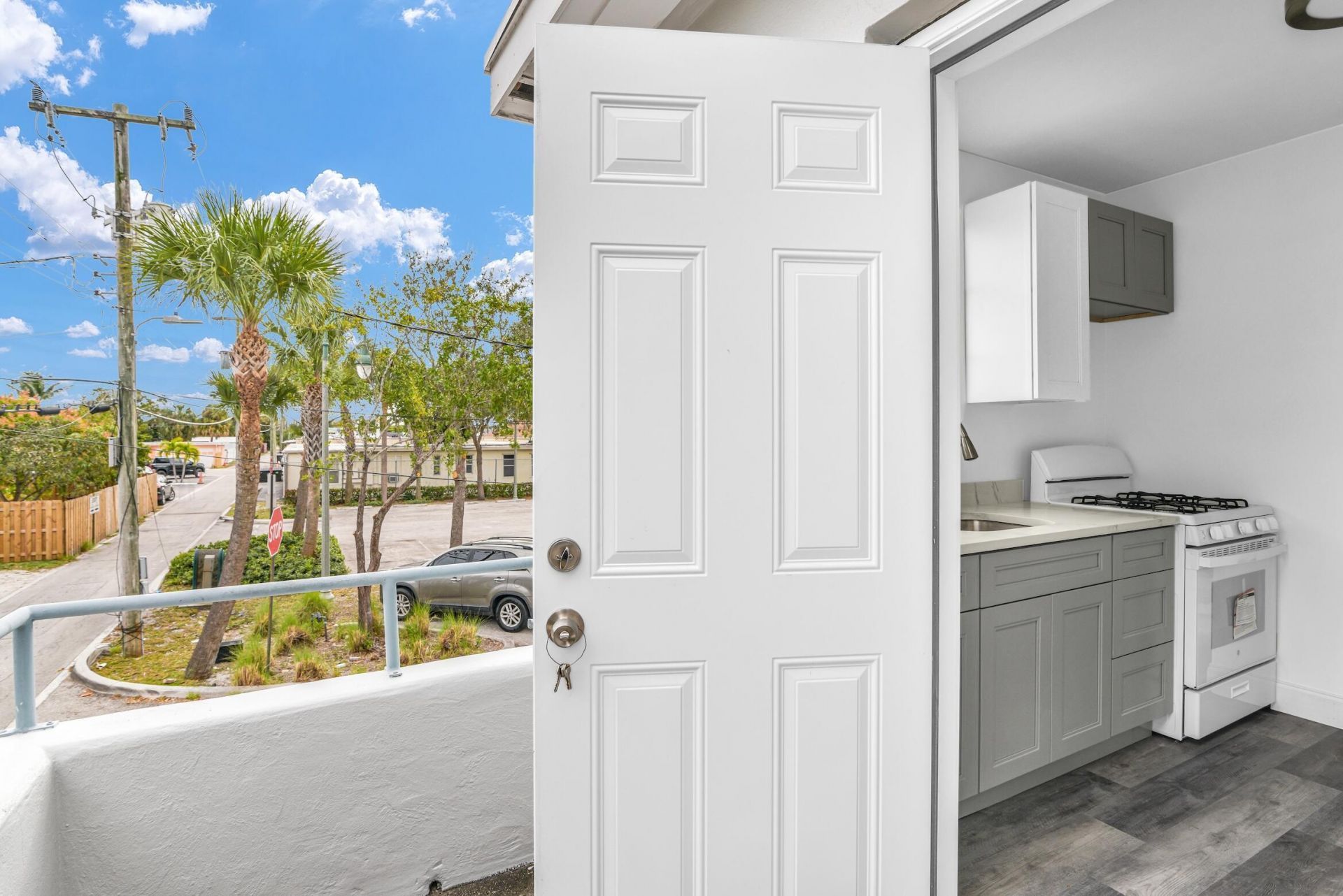 820 N Dixie Highway, Unit 4, Lake Worth Beach, FL 33460 Photo
