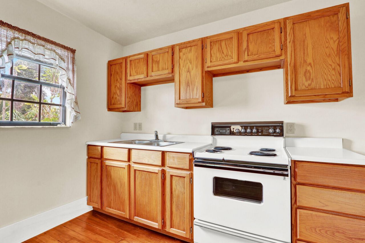 322 Westminster Road, West Palm Beach, FL 33405 Photo