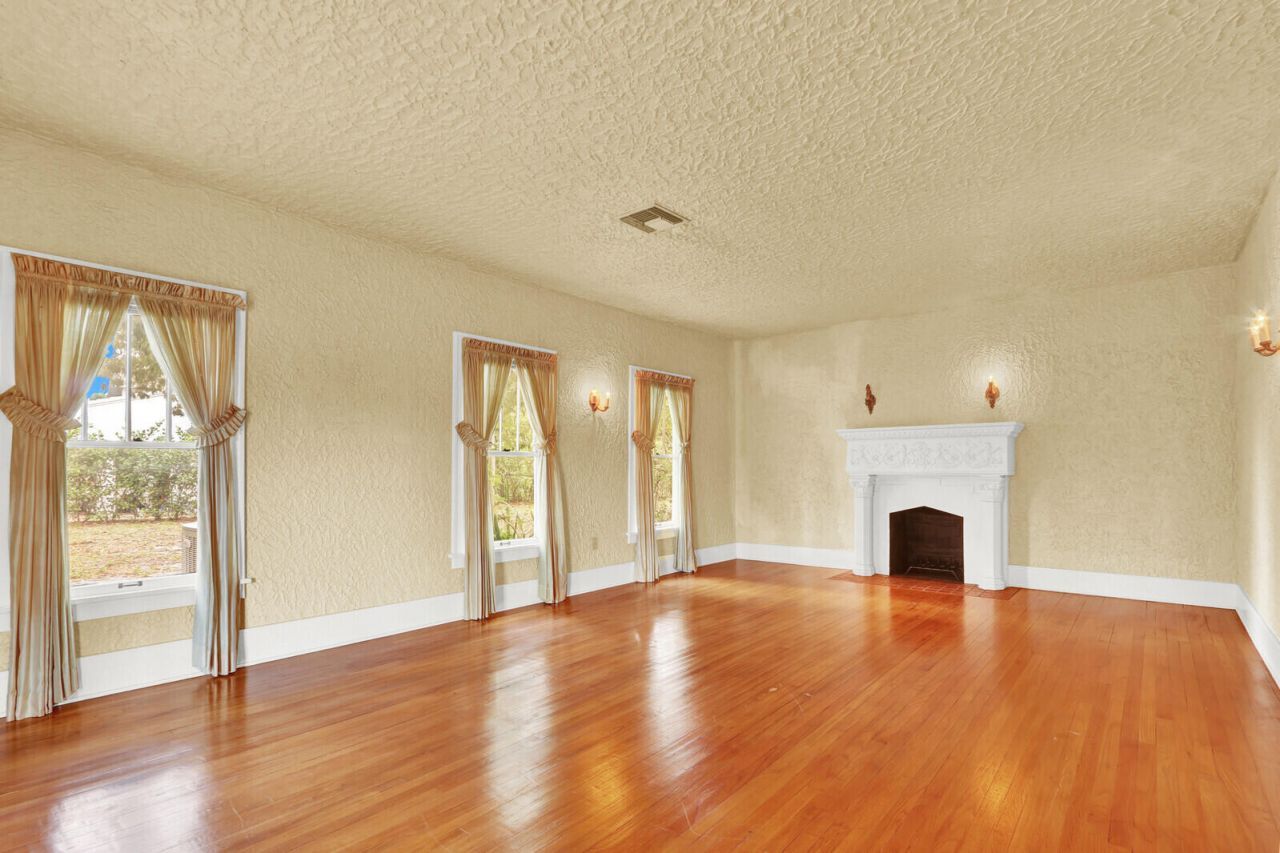 322 Westminster Road, West Palm Beach, FL 33405 Photo