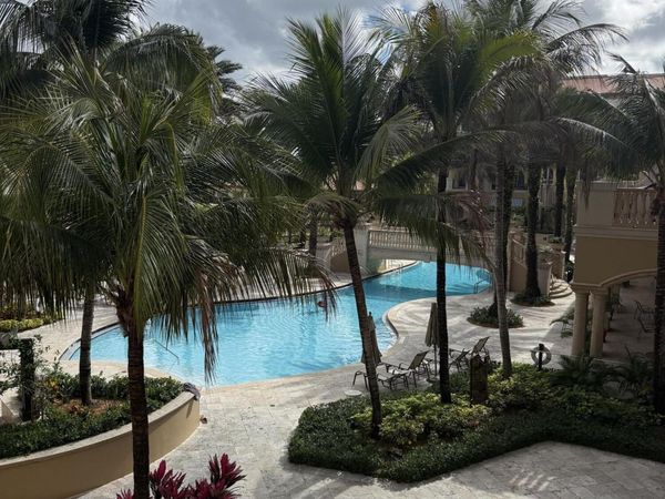 16102 Emerald Estates Drive, Unit 212, Weston, FL 33331