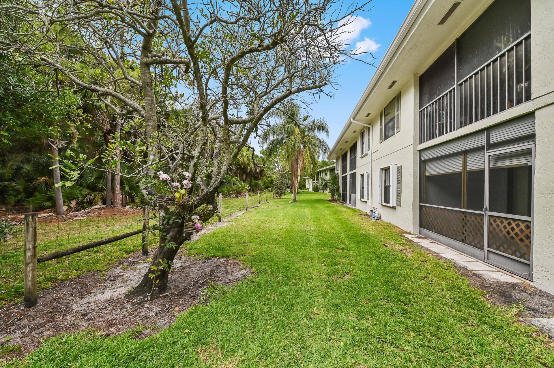 1701 Sabal Ridge Circle, Unit B, Palm Beach Gardens, FL 33418 Photo