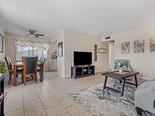 167 Cambridge G, West Palm Beach, FL 33417