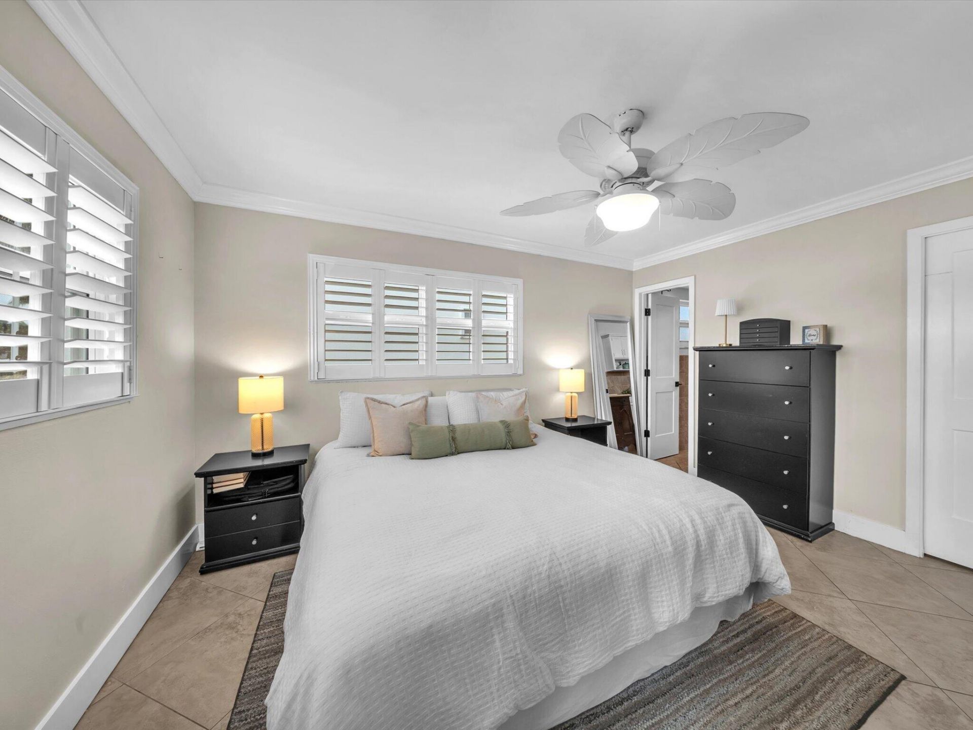 1461 S Ocean Boulevard, Unit 218, Lauderdale by the Sea, FL 33062 Photo