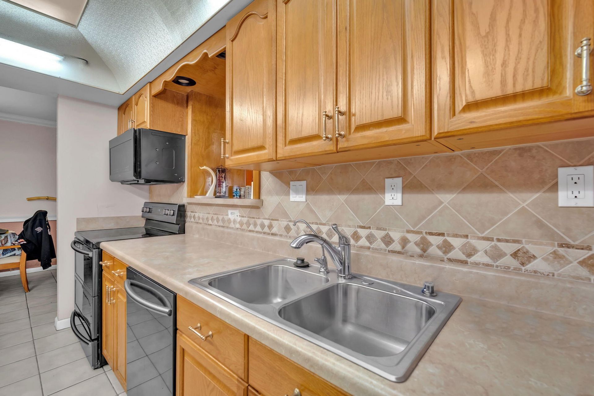 13930 SW 36th Court, Davie, FL 33330 Photo