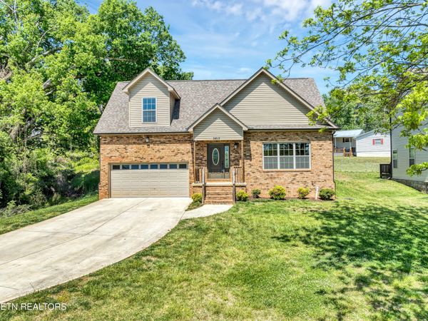 3813 Morganton Rd, Maryville, TN 37801
