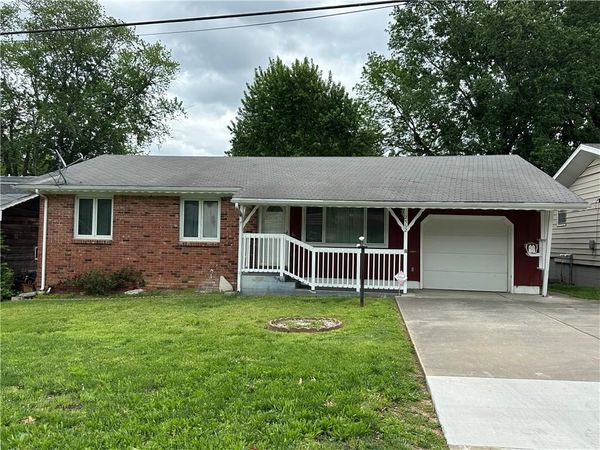 2532 N Franklin Avenue, Springfield, MO 65803