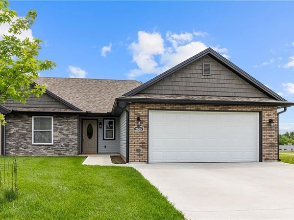 2805 Robbie Lane, Sedalia, MO 65301